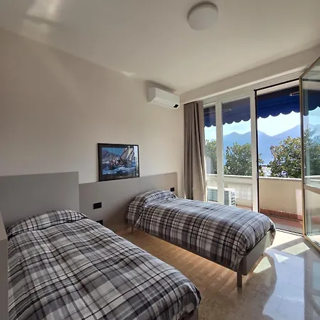 Al Porto Apartment Verbania